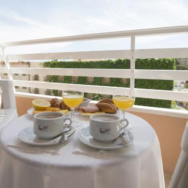 Hotel Venecia - Paguera - Habitación con Balcón 2